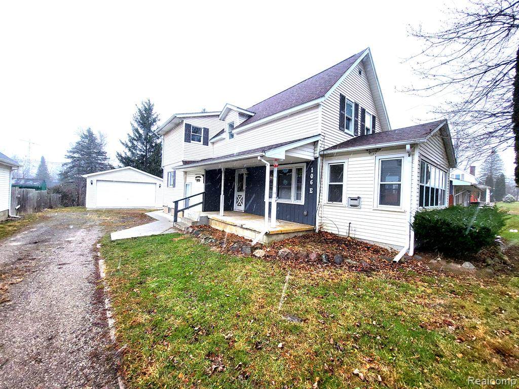 106 2ND Street - Photo 1