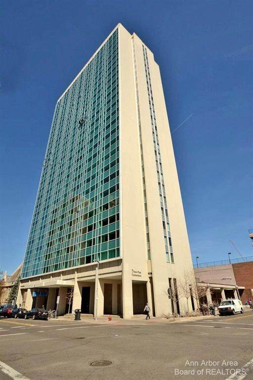 555 William Street - Photo 1