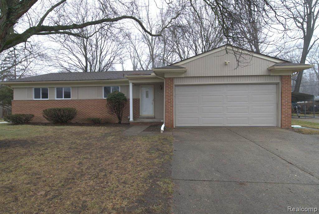 20700 Secluded Lane - Photo 1