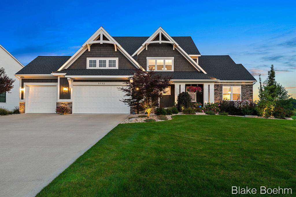 5752 Stonebridge Drive - Photo 1