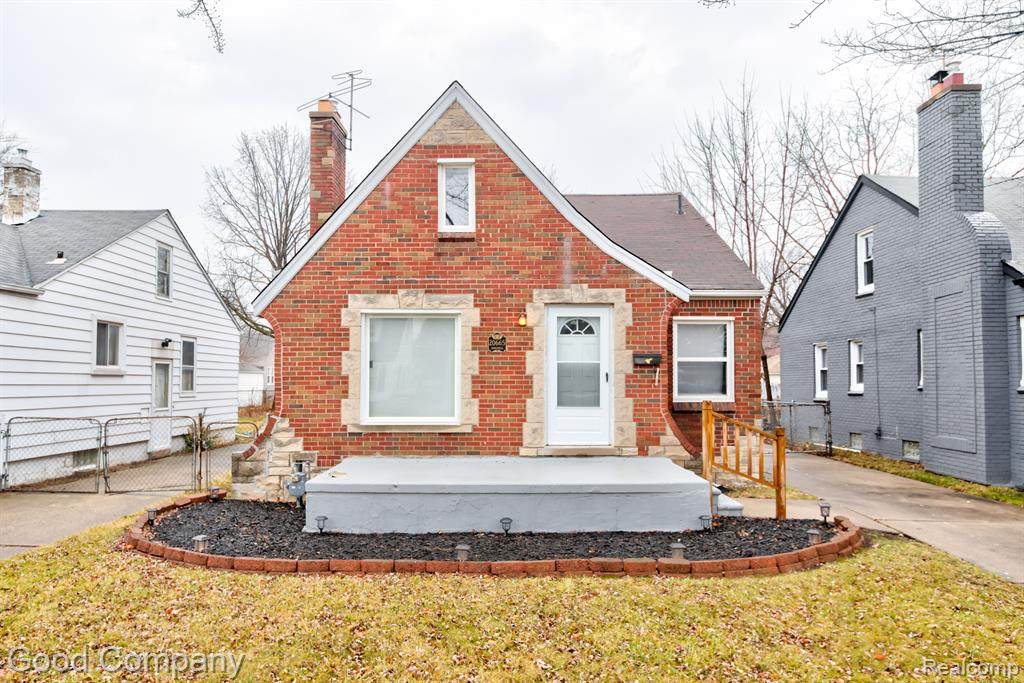 20665 Kingsville Street - Photo 1