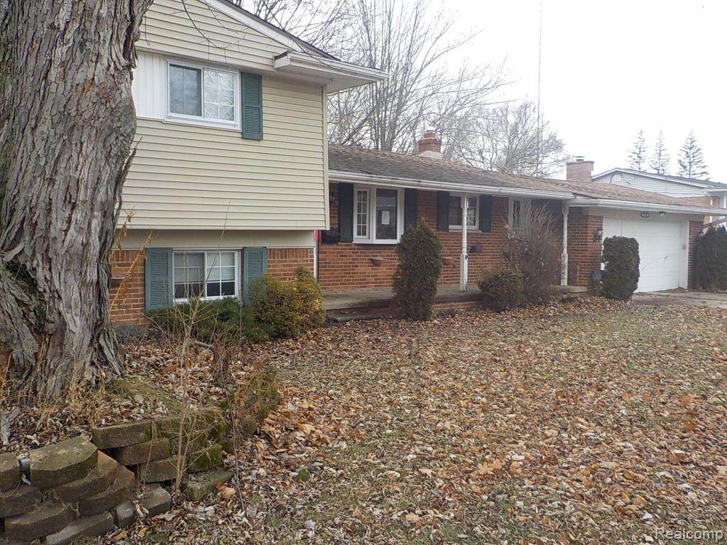 11358 Kingsley Drive - Photo 1