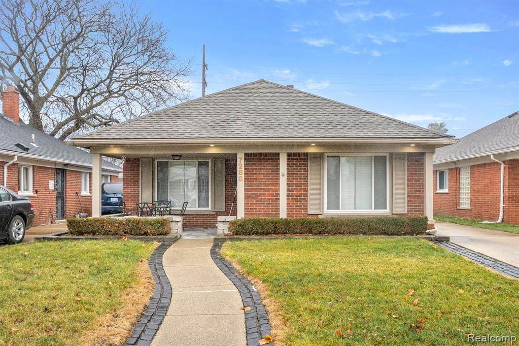 7288 Nightingale Street - Photo 1