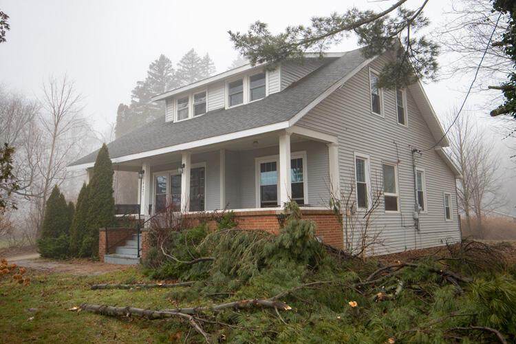 4621 Snow Road - Photo 1