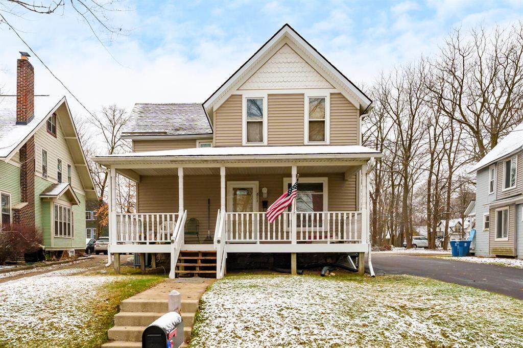 811 Oakland Drive - Photo 1