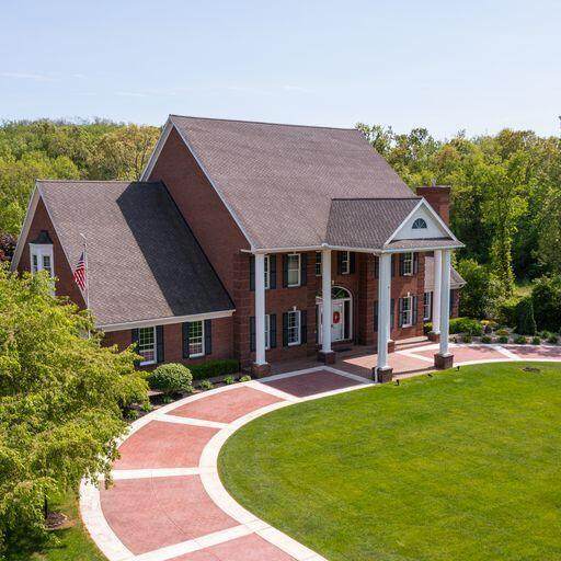 4945 Spring Hill Drive - Photo 1