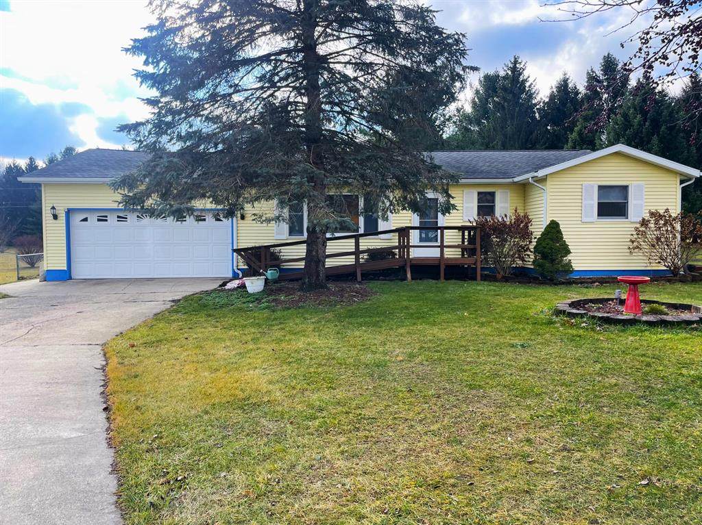 50323 Crescent Drive - Photo 1