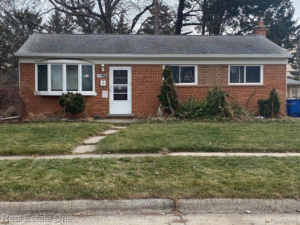 25750 Gunston Avenue - Photo 1