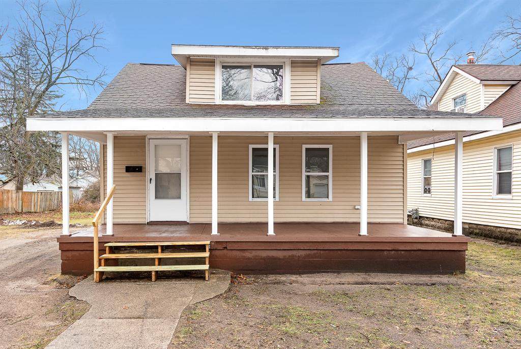 1763 Mc Ilwraith Street - Photo 1