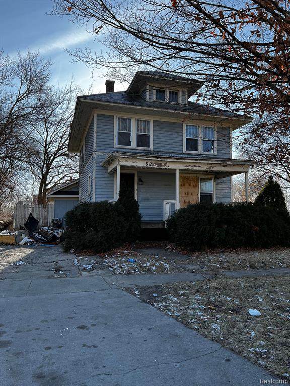 621 Carrill - Photo 1