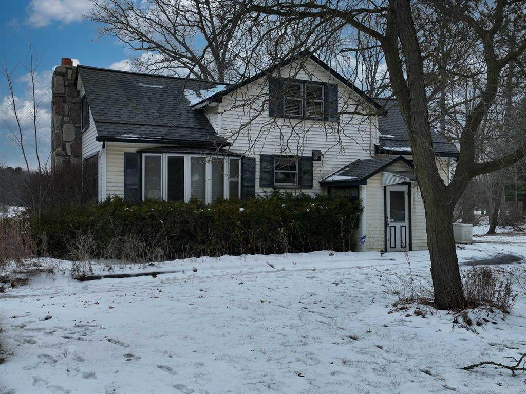 321 Coats Rd - Photo 1