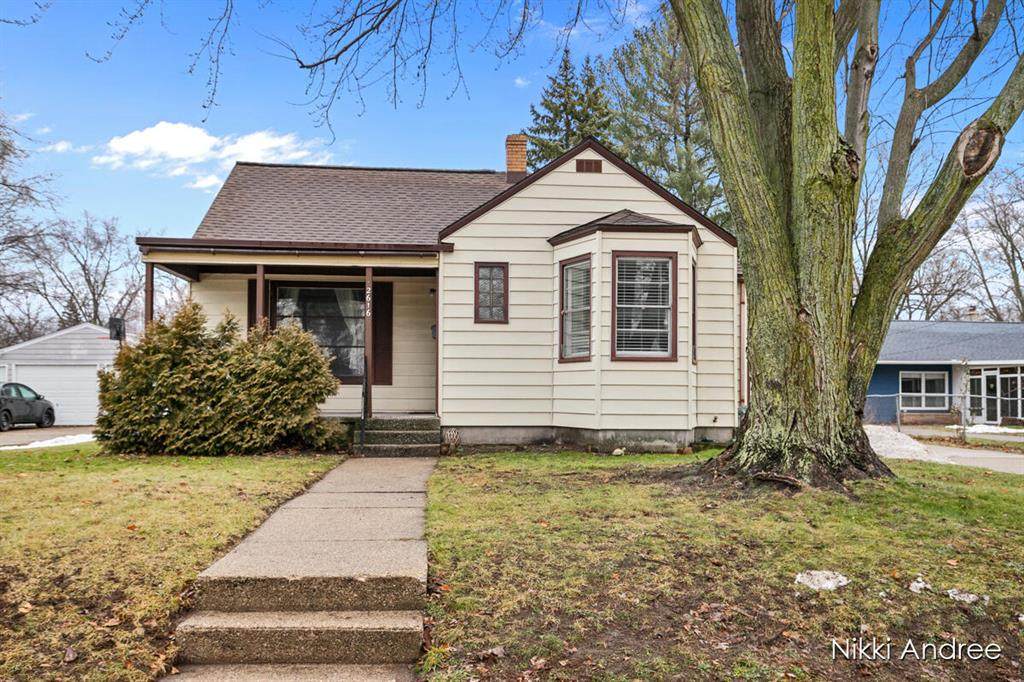 2616 Meyer Avenue - Photo 1