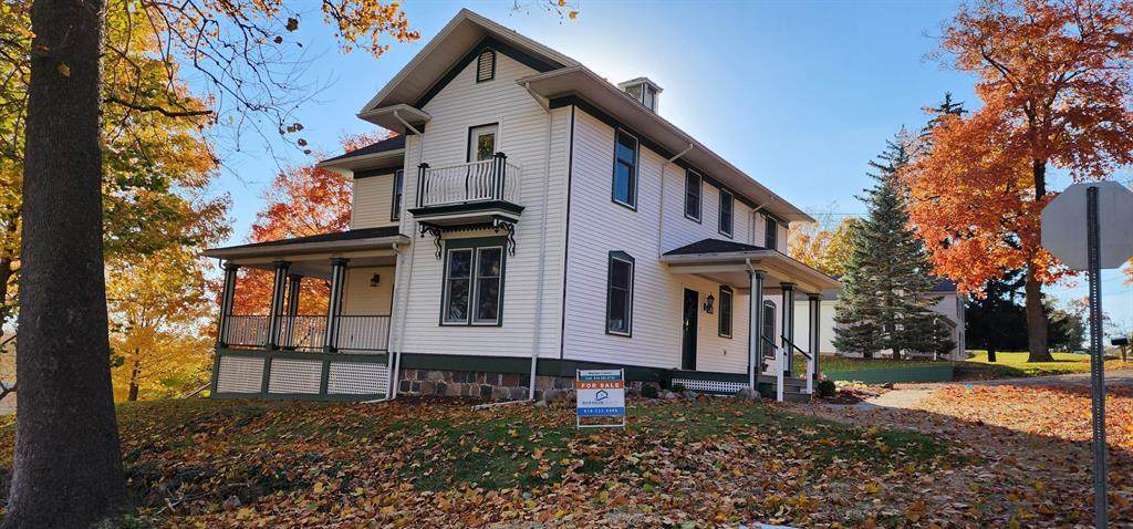 109 Cliff Street - Photo 1