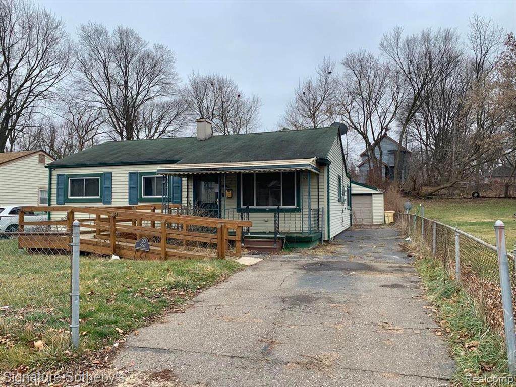 660 Lookout Street - Photo 1