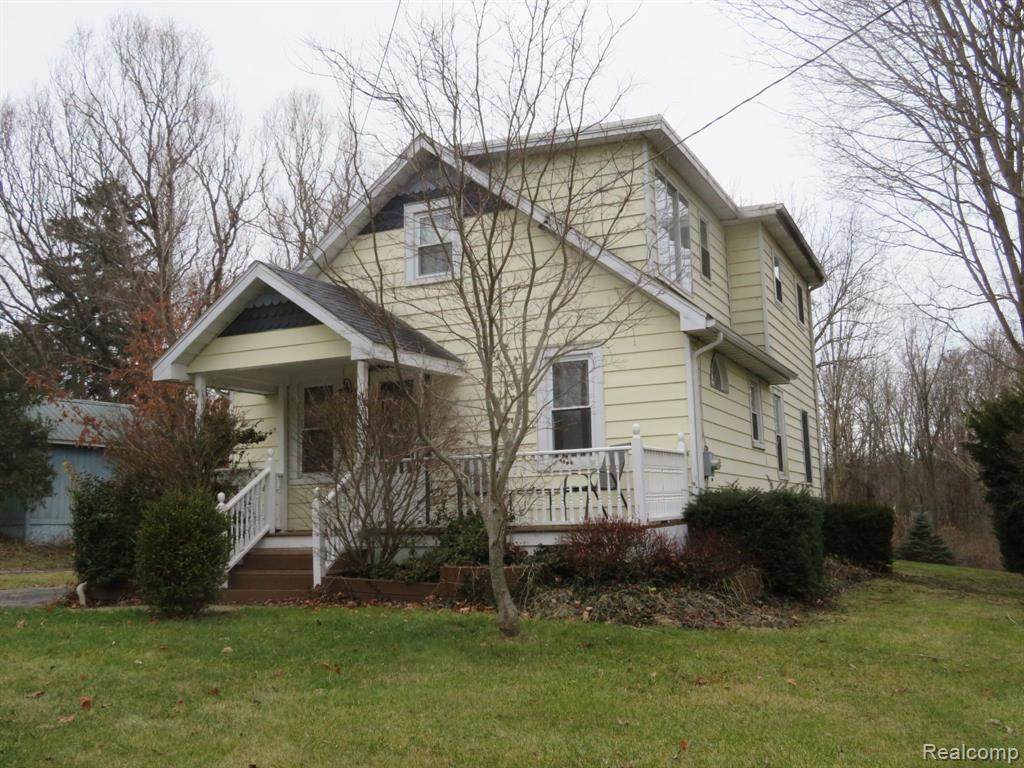 213 Henry Street - Photo 1