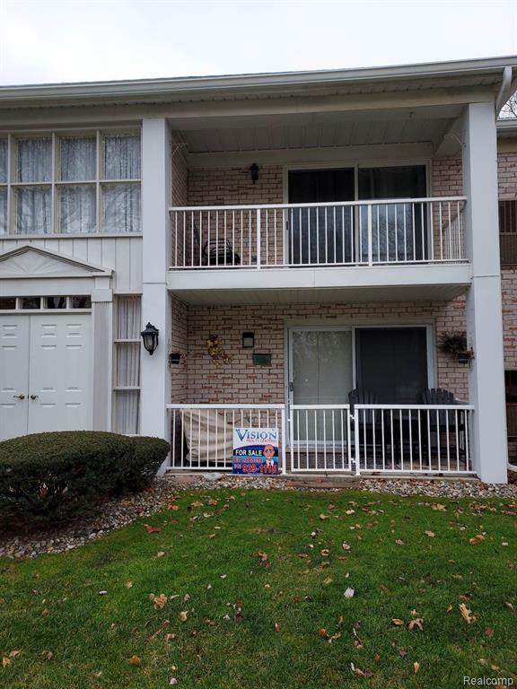 38182 Ann Arbor Trail - Photo 1