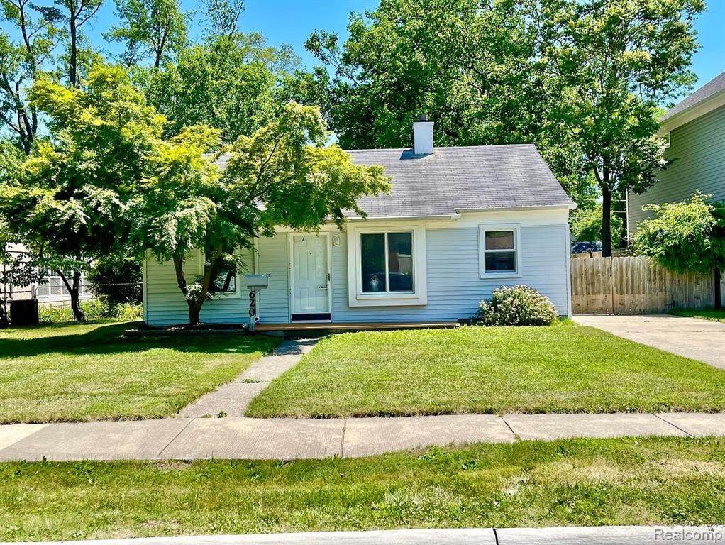 620 Windemere Avenue - Photo 1