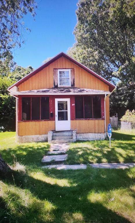 907 Albion Street - Photo 1