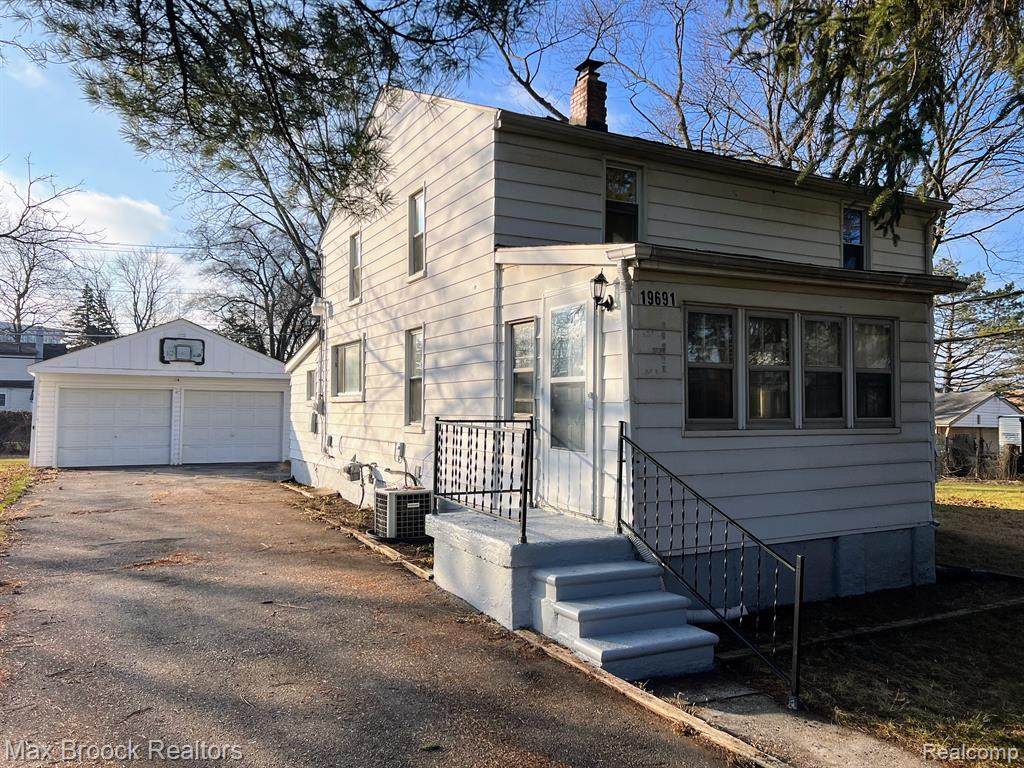 19691 Jeanette Street - Photo 1