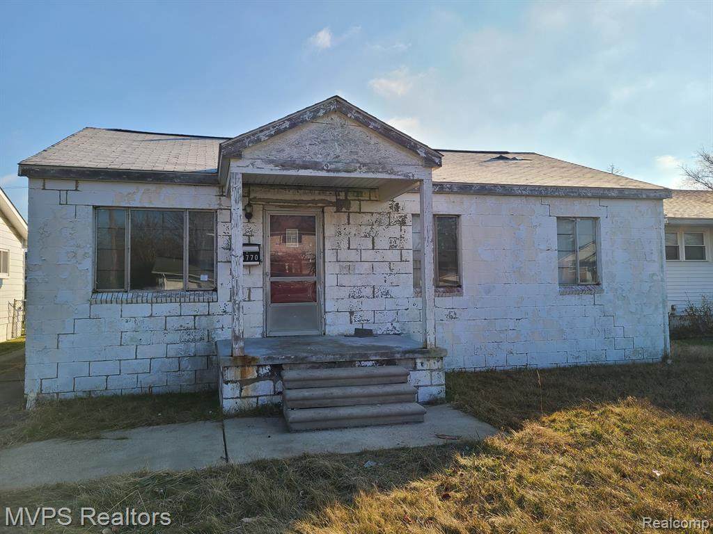 33770 Otto Avenue - Photo 1