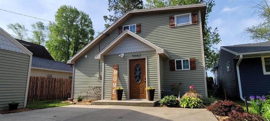5062 Deep Point Drive - Photo 1