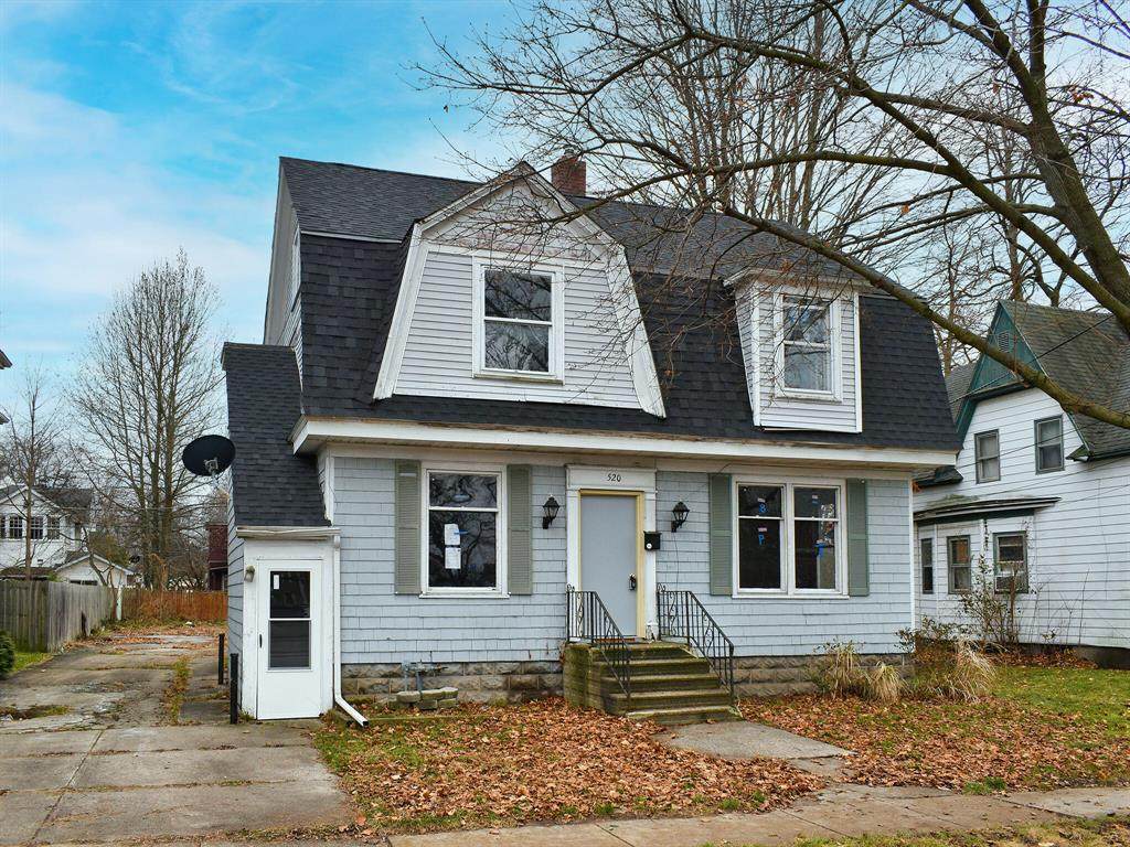 520 Cedar Street - Photo 1