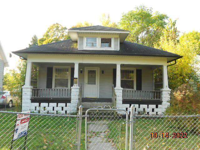 1624 Stockbridge Avenue - Photo 1