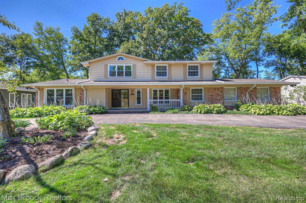 5179 Corners Drive - Photo 1