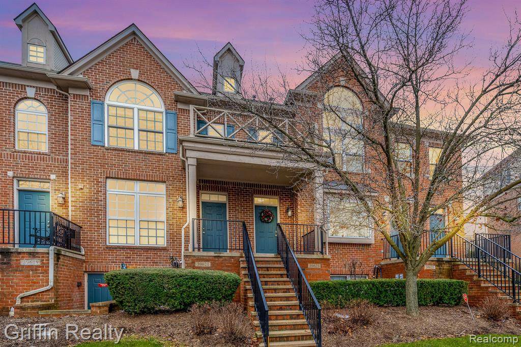 39623 Springwater Drive - Photo 1
