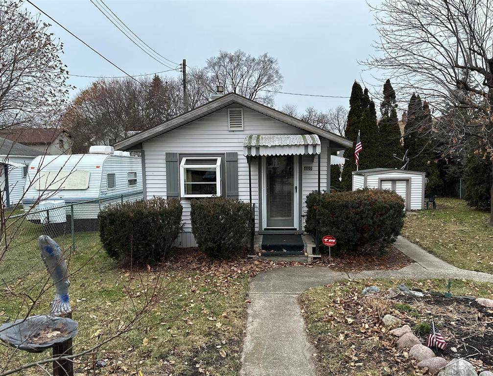 408 Dean St. - Photo 1