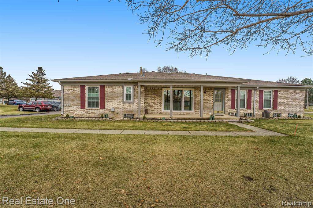 48626 Eagle Butte Court - Photo 1