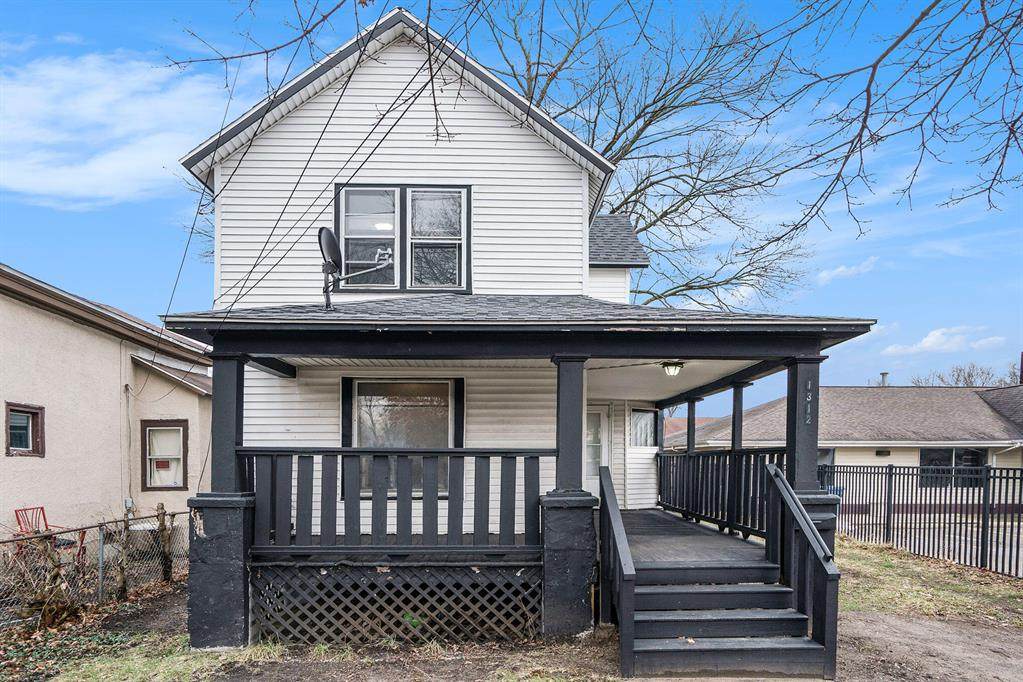 1312 Burdick Street - Photo 1