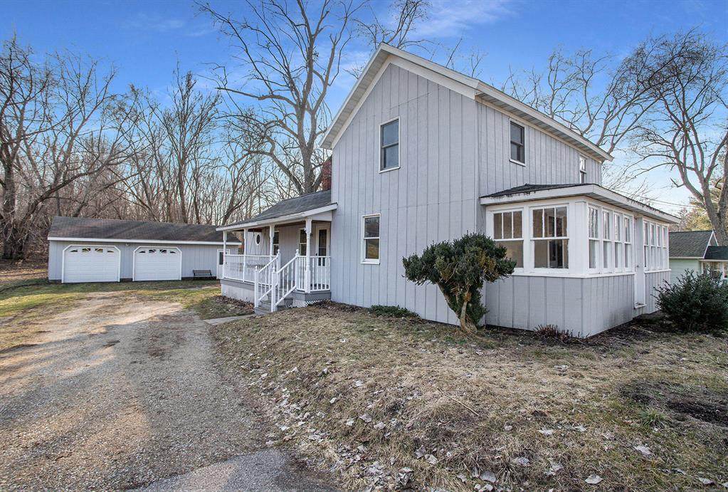 376 Saint Joseph Street - Photo 1