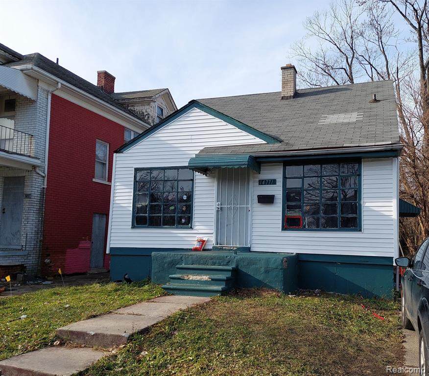14771 Quincy Street - Photo 1