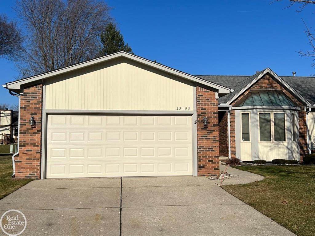 23153 Pinetree Circle - Photo 1