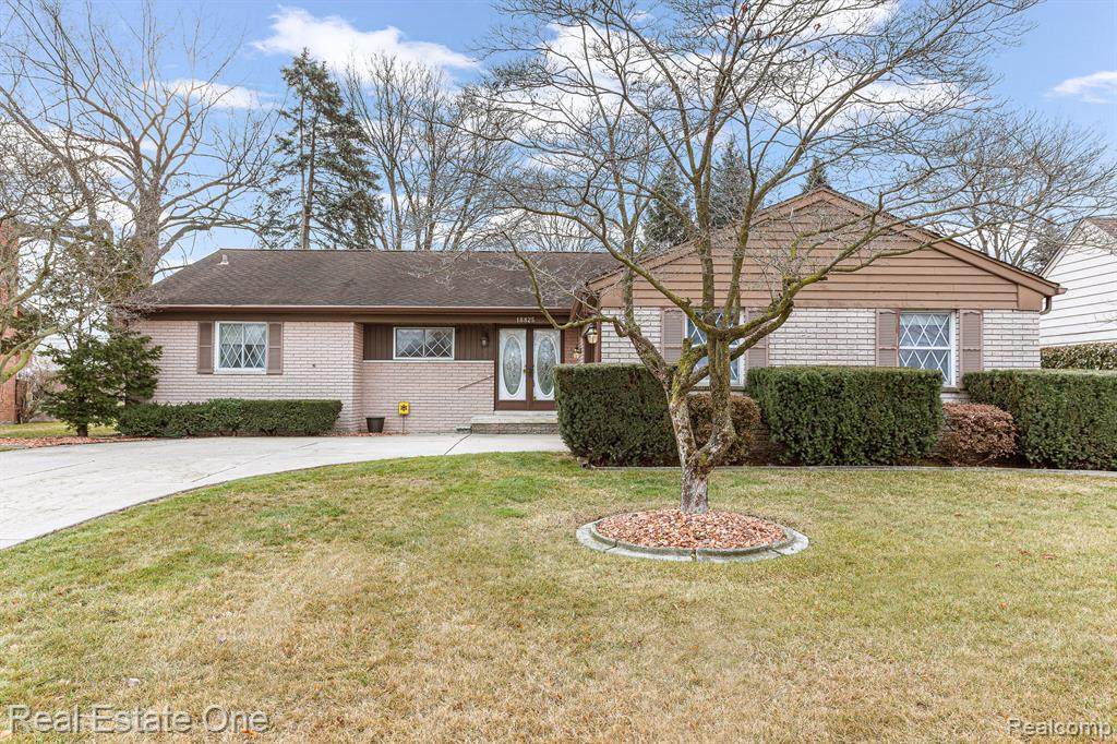 18825 Lucerne Street - Photo 1