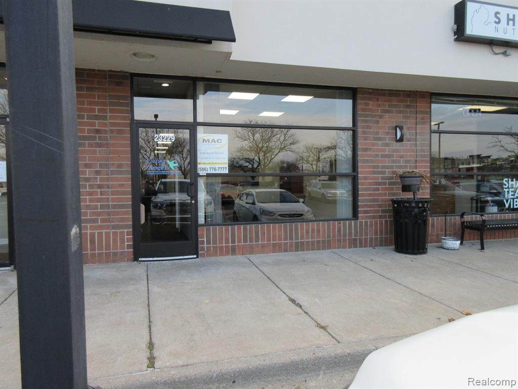 23229 Nine Mack Drive - Photo 1