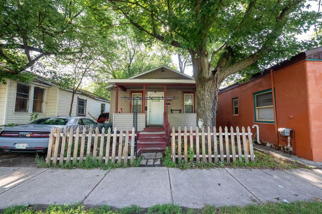 1818 Burdick Street - Photo 1