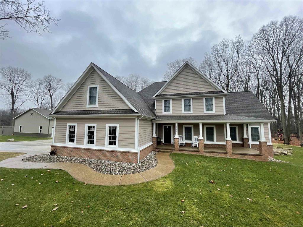 9364 Ellis - Photo 1