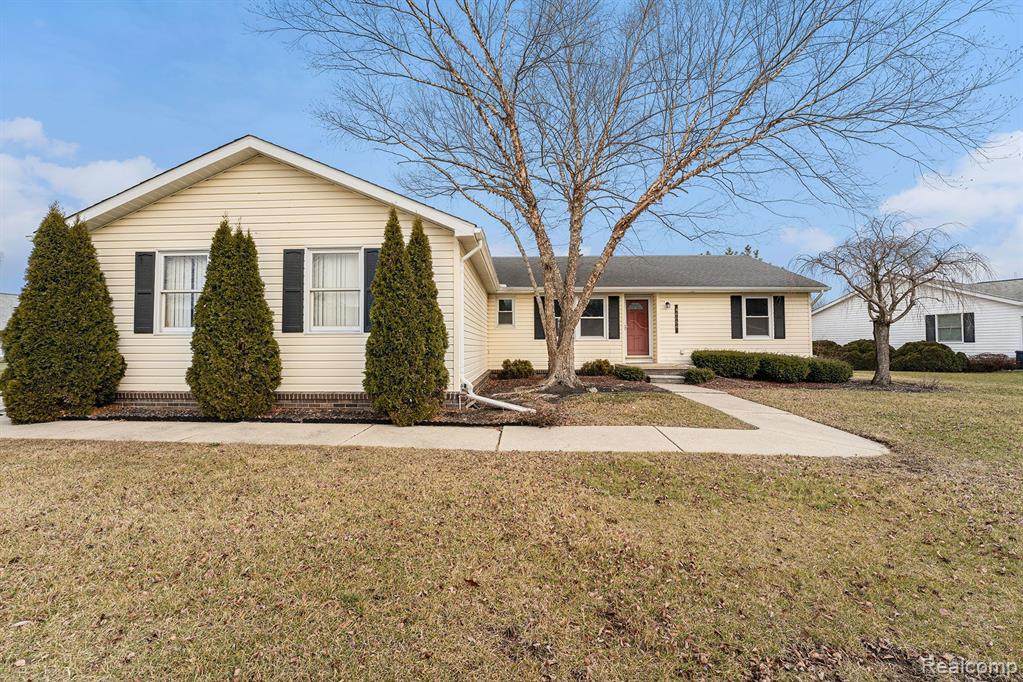 46056 Brookside North Drive - Photo 1