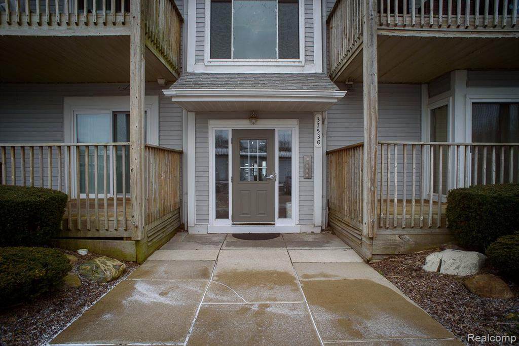 37530 Jefferson Avenue - Photo 1