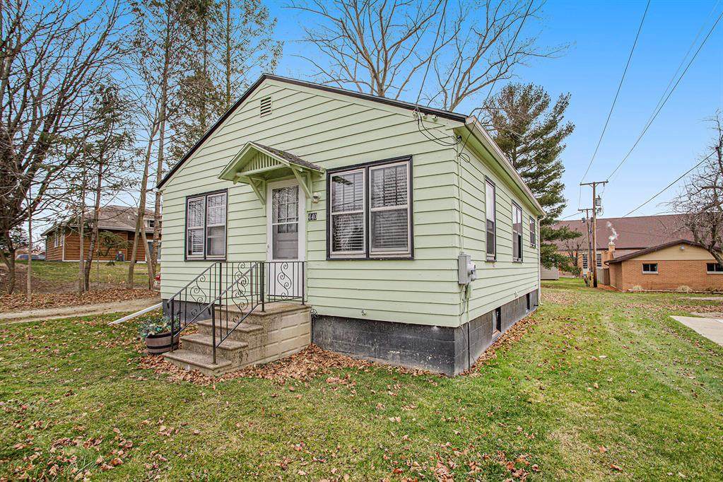 440 Main Street - Photo 1