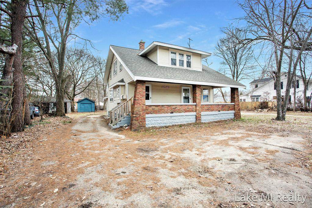 4049 Division Avenue - Photo 1