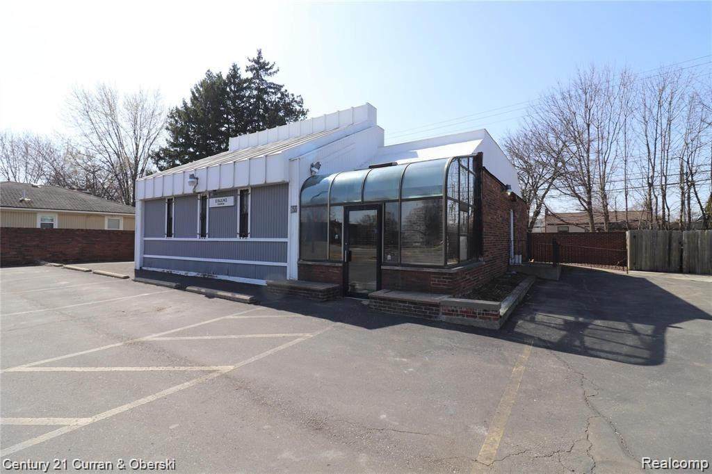 577 Inkster Road - Photo 1