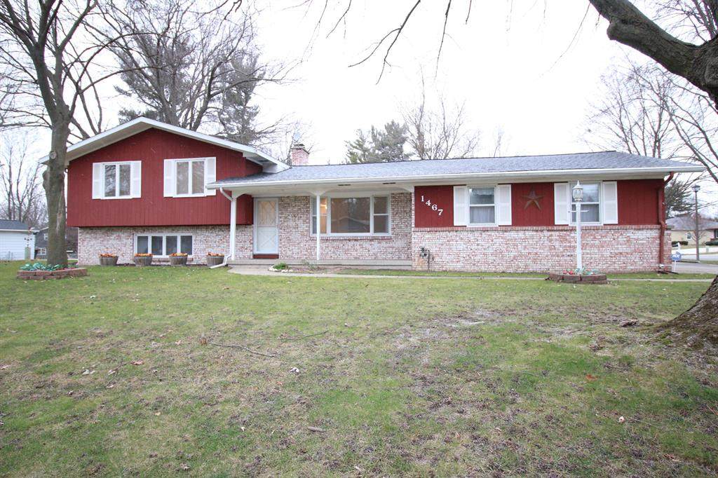 1467 Mapleview Street - Photo 1