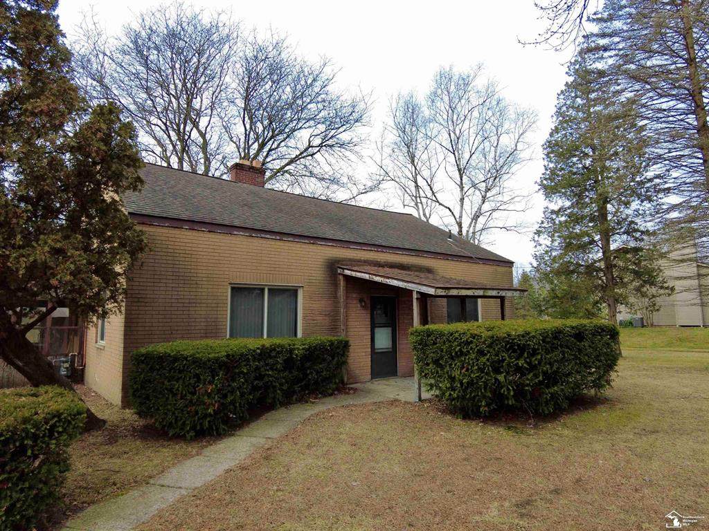 25303 Huron River - Photo 1