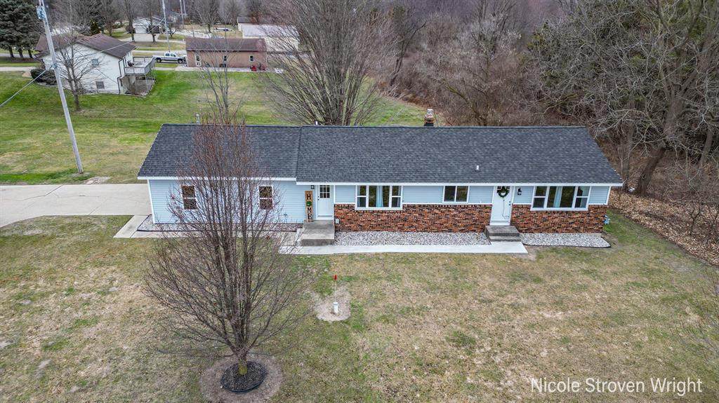 4013 8th Avenue - Photo 1