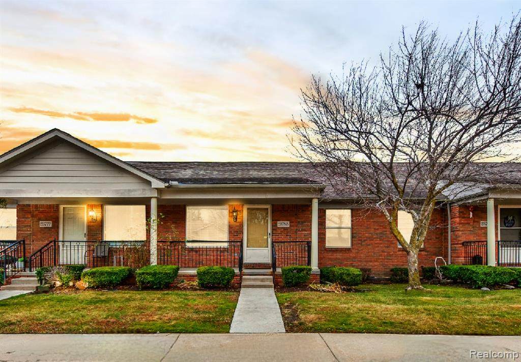 25785 Village Lane - Photo 1