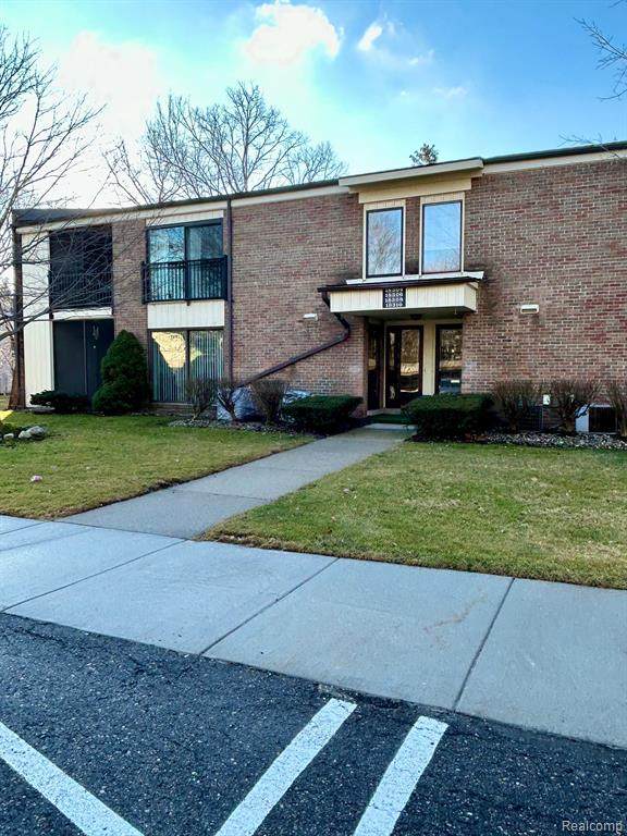 18306 University Park Drive - Photo 1