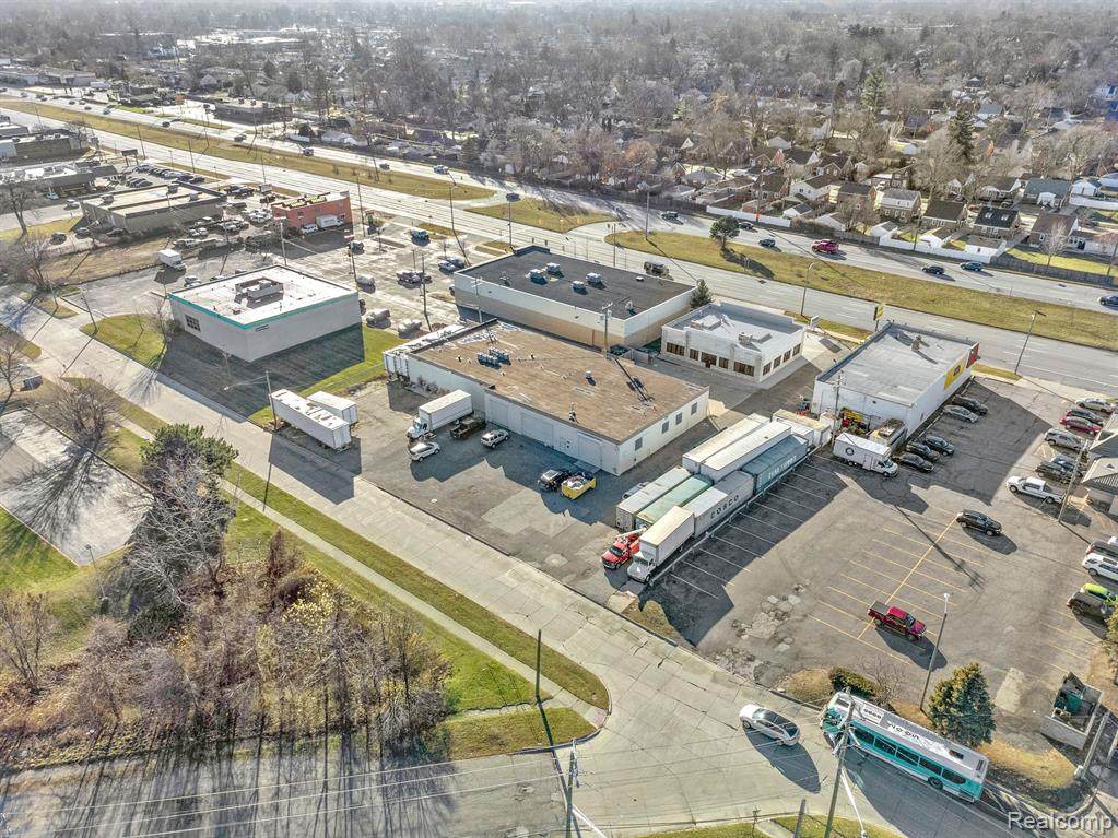 6975 Waverly Street - Photo 1